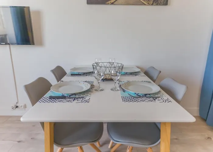 T2 4pers Centre Proche Marche / 10mn Apartment